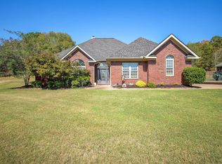 302 Quail Ridge Dr, Hot Springs, AR 71901