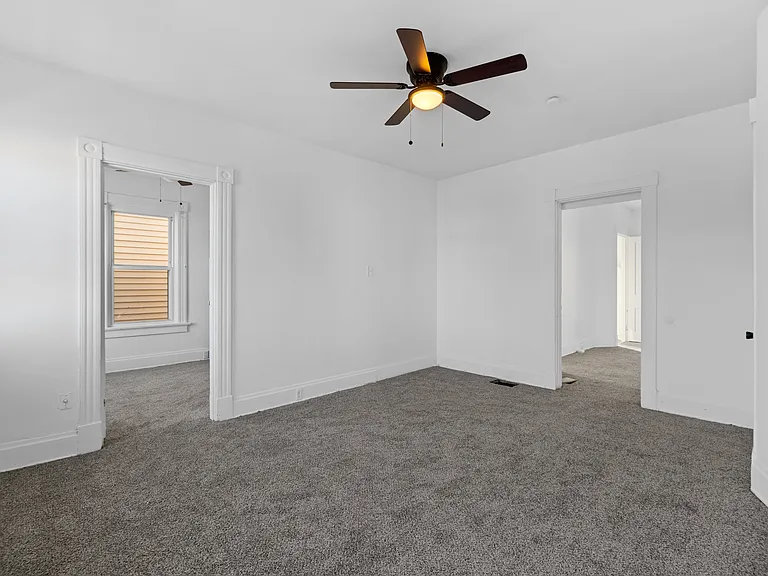 4721 Section Ave #B — Photo 11