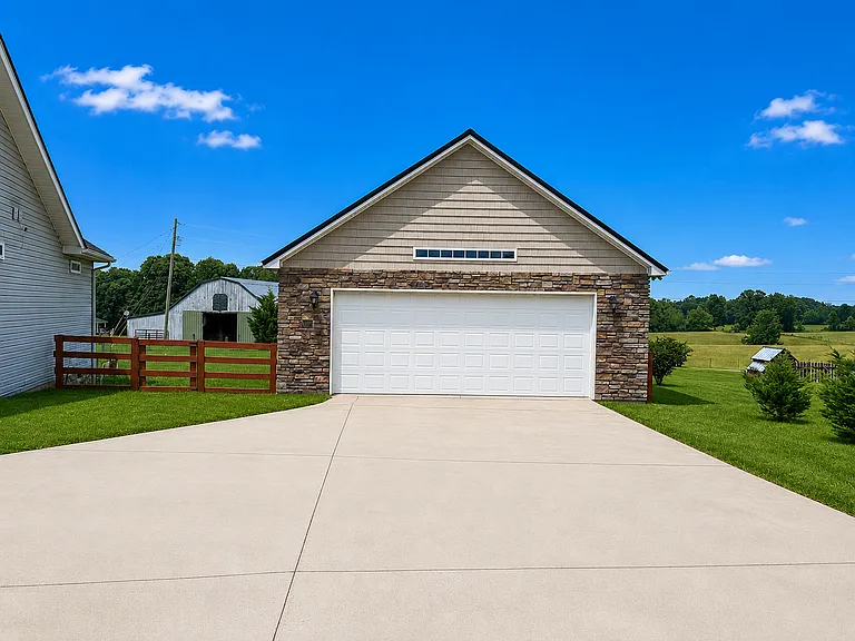 278 Highland Ridge Dr — Photo 2