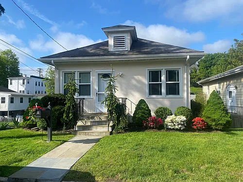 15 King St Photo 1