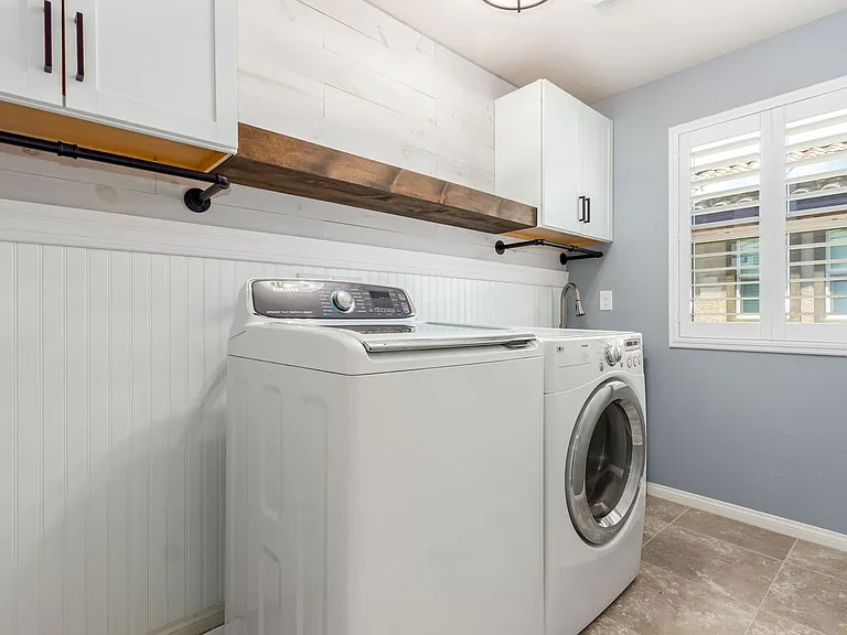 6644 Seahorse Reef St — Photo 31