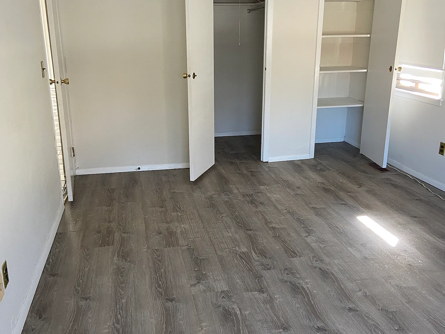 2 bed, 1000 sqft, $2,200 — Photo 4