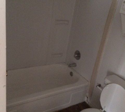4th image of 234 Lake Meadows Dr