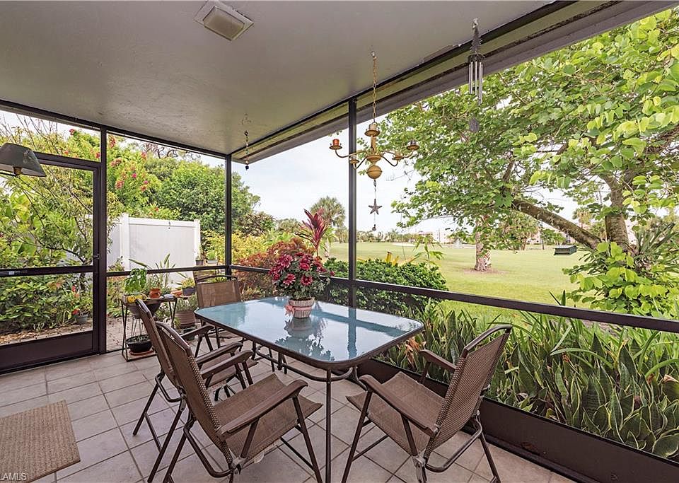 1st image of 212 Woodshire Ln #25