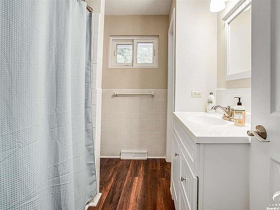 2nd image of 8006 Rowland Ave