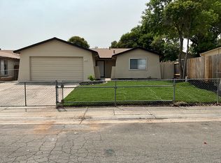 7326 Salazar Dr, North Highlands, CA 95660