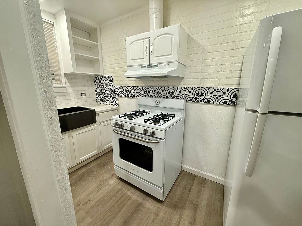 1st image of 906 H St #B
