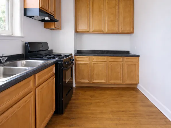 2244 N Monticello Ave APT 1W, Chicago, IL 60647