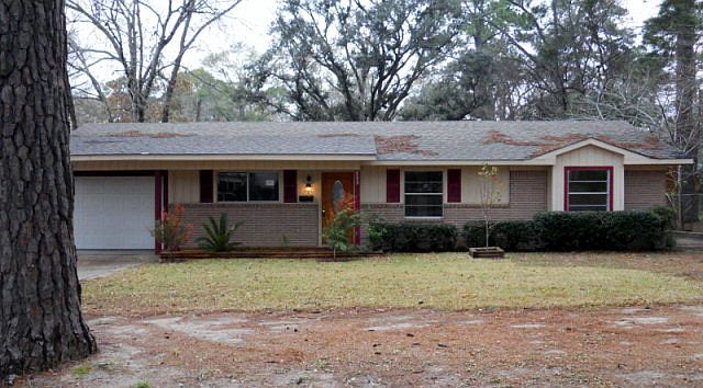 1st image of 406 Lee Ln