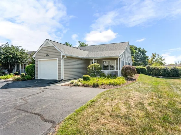 1155 Jefferson Oaks Ct Unit 37, Forest, VA 24551