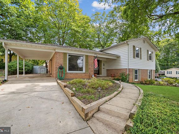 5th image of 14401 Butternut Ct