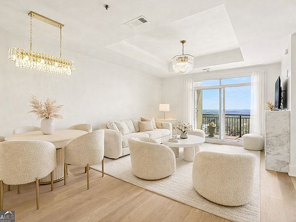 3rd image of 325 E Paces Ferry Rd NE APT 1607