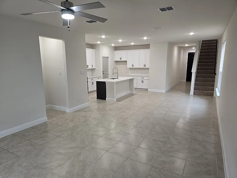 1805 Acosta Dr — Photo 5