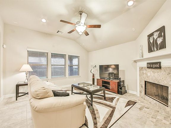 5th image of 3611 Benbrook Springs Ln