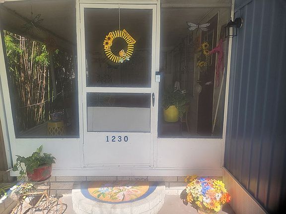 3rd image of 1230 Teahouse Dr
