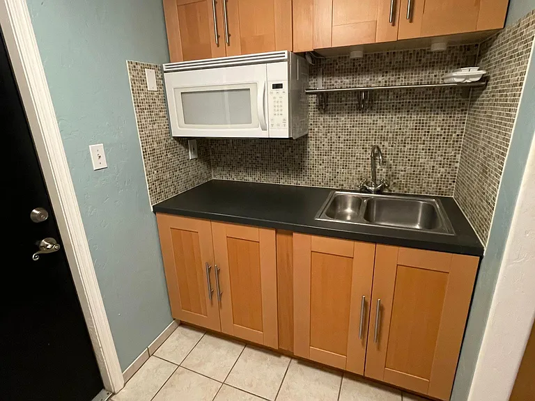 313 E Calle Arizona — Photo 25