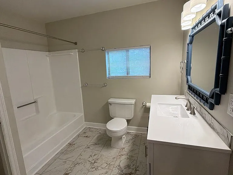 534 E Call St — Photo 25