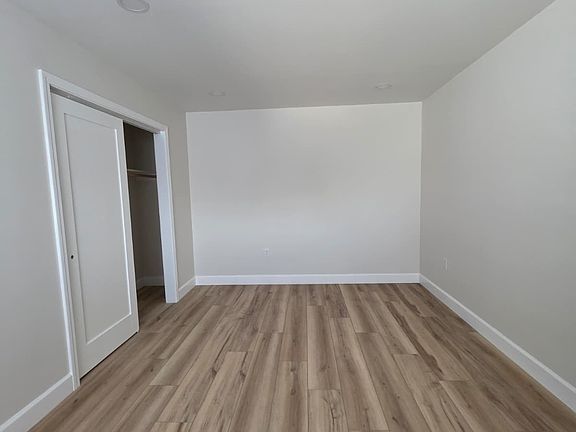 4th image of 44 Warner St #O2b