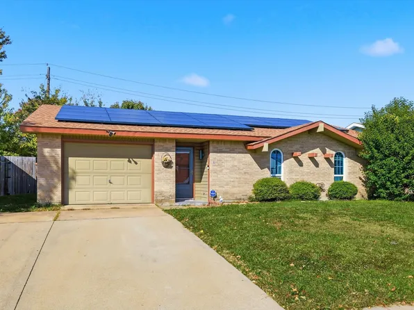 6317 Locust St, Rowlett, TX 75089