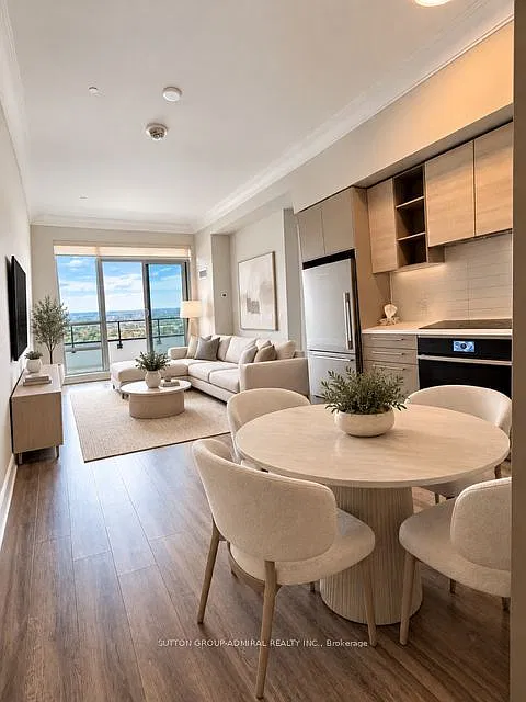 2 bed, $3,200 — Photo 2