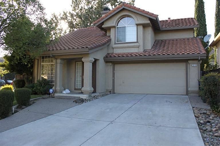 1st image of 2515 Golden Springs Dr