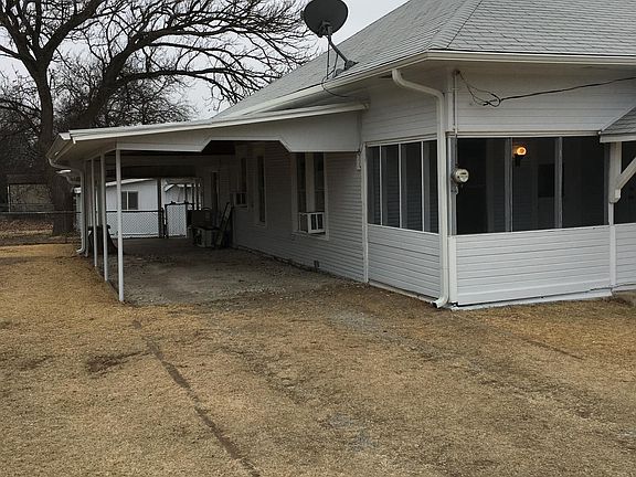 1 of 2 carports