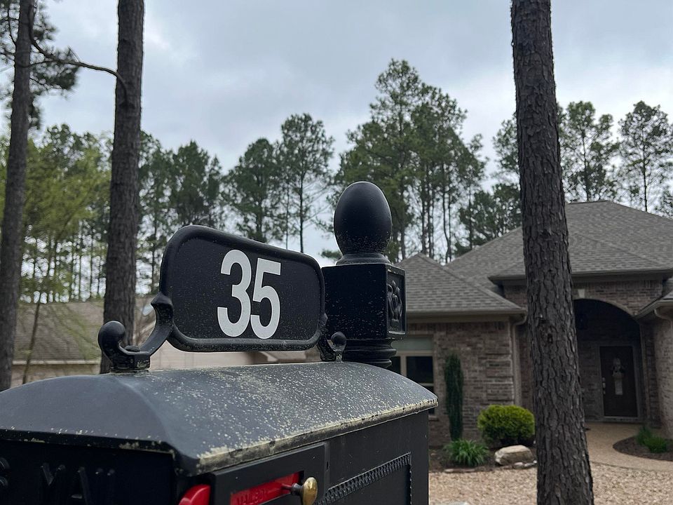 2nd image of 35 Victoria Ln