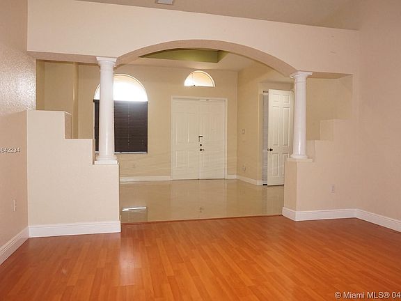 2nd image of 8345 Phoenician Ct #8345