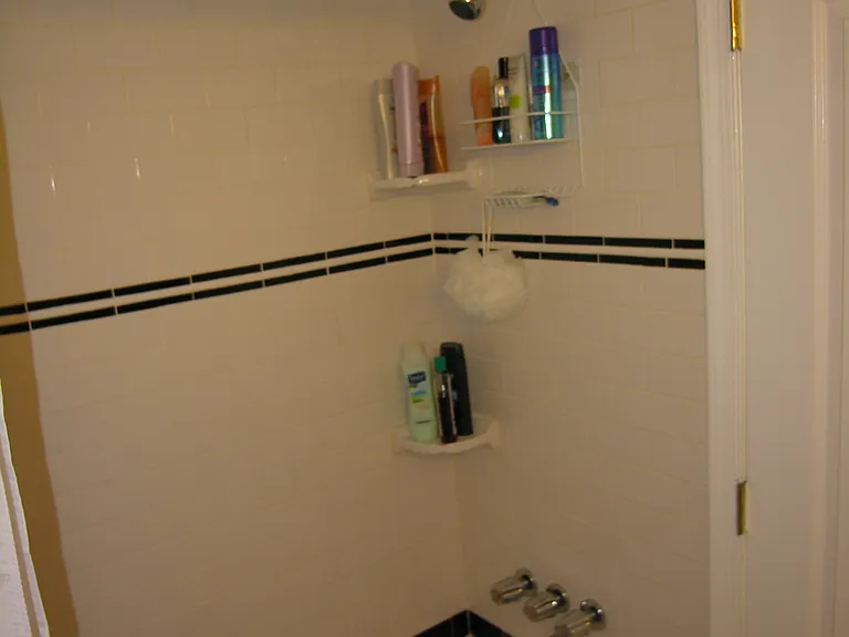 280 Greenough St #A — Photo 11