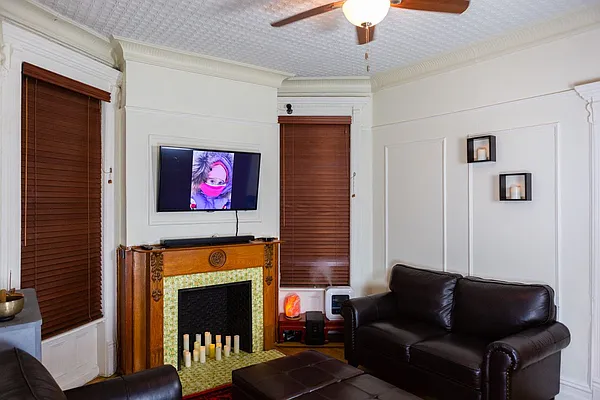 Rented by Walber 82nd Street | media 15