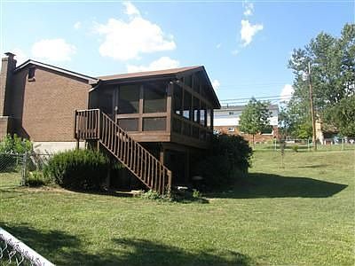 2nd image of 791 Woodbine Ct