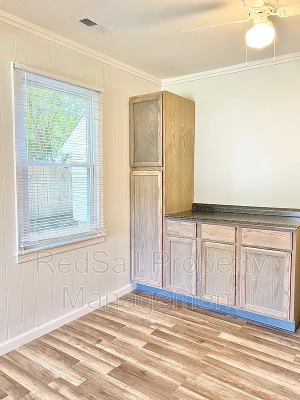 Pine Grove Court — Photo 4