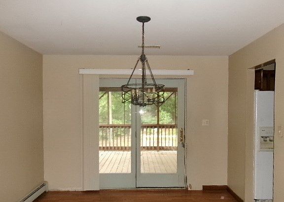 3rd image of 1105 Pinewood Dr