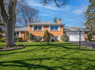 1130 Terrace Ln, Glenview, IL 60025