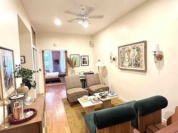 4th image of 711 Leonard St #1