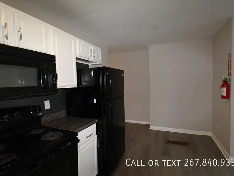 1016-1018 S 52nd St #181A — Photo 41