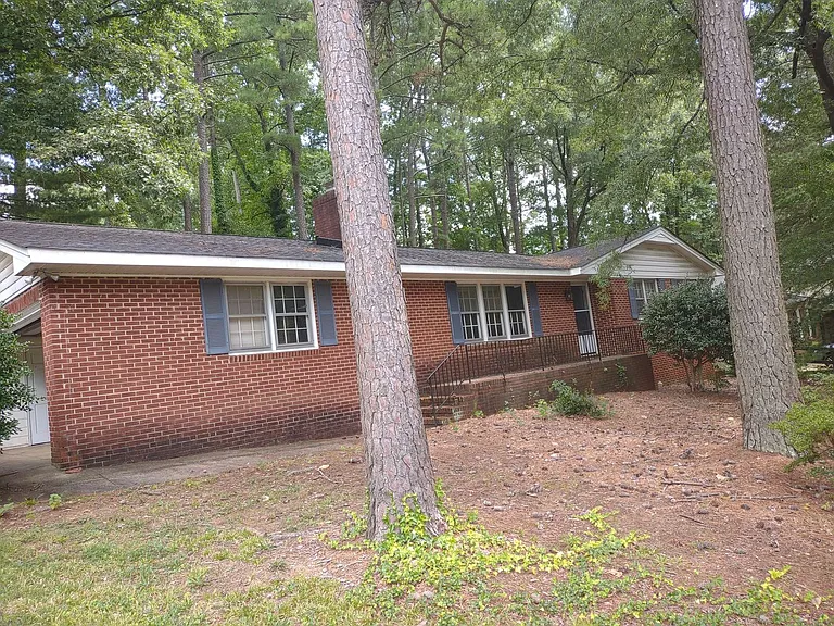 732 N Harrison Ave — Photo 1