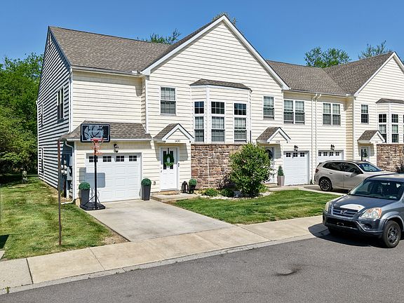 2nd image of 1430 Jadden Ct