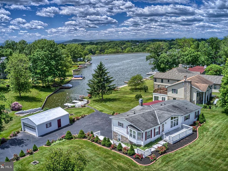 1st image of 809 Heritage Dr
