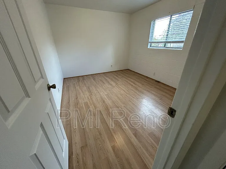 2075 Patton Dr #C — Photo 6