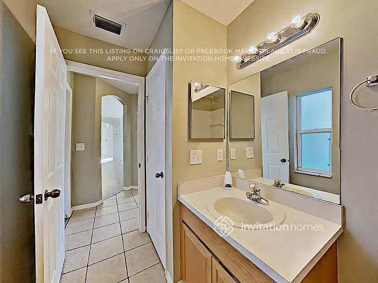 2910 Folklore Dr — Photo 18
