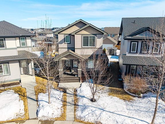 3rd image of 7074 Cardinal Way SW