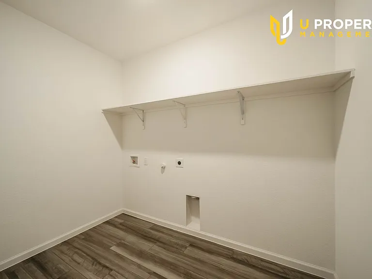 808 Juniper St — Photo 19