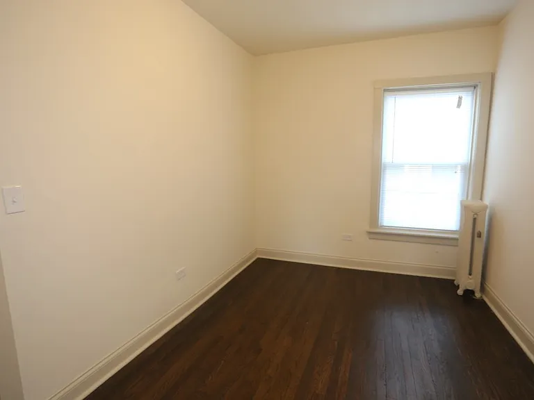4716 N Racine Ave #E4 — Photo 12