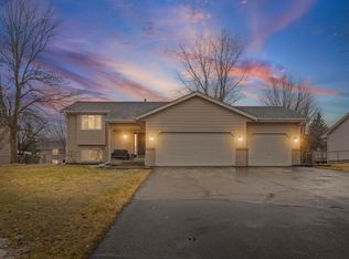 1128 142nd Ln NW, Andover, MN 55304