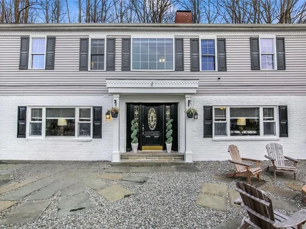 62 Kathleen Lane, Mount Kisco, NY 10549