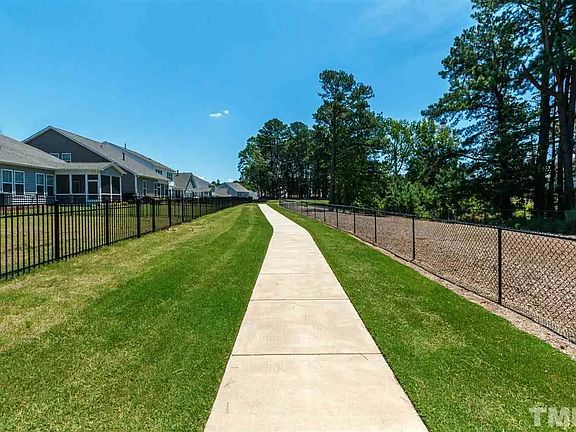 5th image of 439 Shale Creek Dr