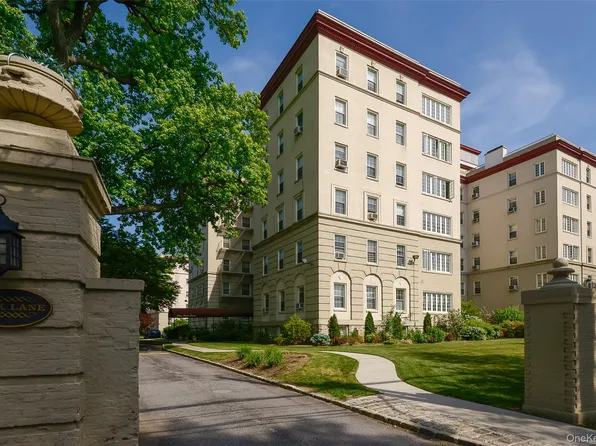 2 Park Lane #4-B, Mount Vernon, NY 10552