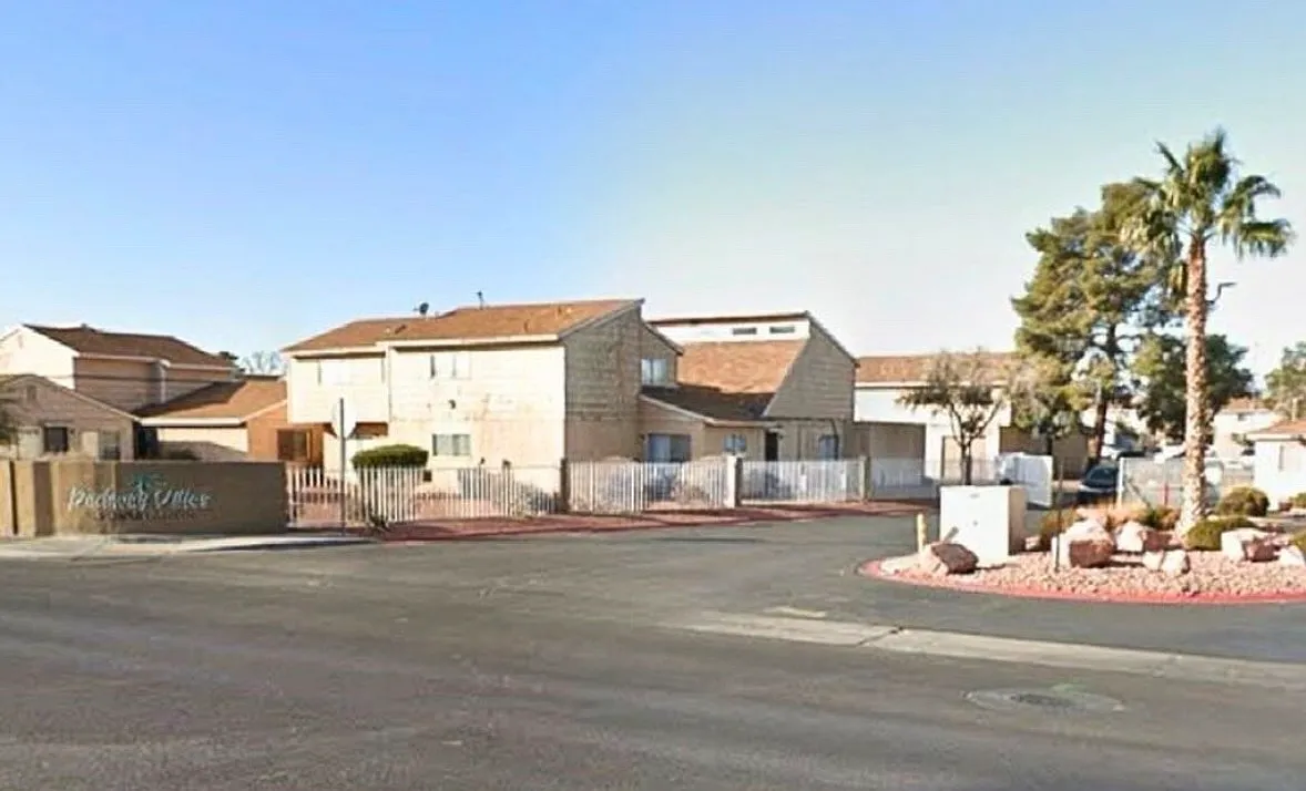2 bed, $650 — Photo 2