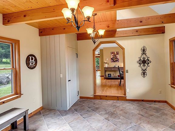 Foyer – alternate view